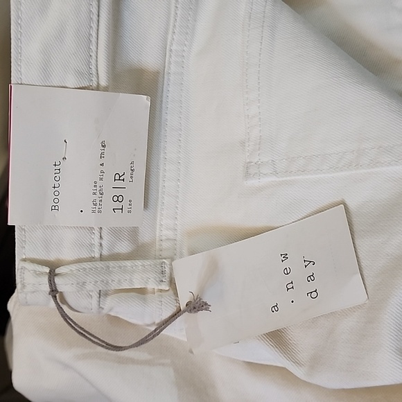 A New Day Jeans - Picture 3 of 4